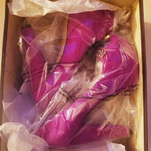 7.5M Enzo Angiolini Fuschia peep toe pumps - Picture 5 of 8